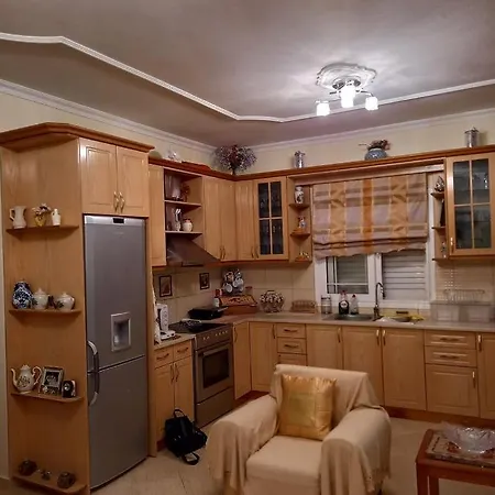 Apartman Chrisa Gjashta