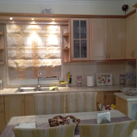 Apartman Chrisa Gjashta